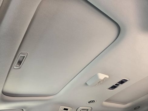 New 2026 Kia Carnival SX Prestige FWD image 18