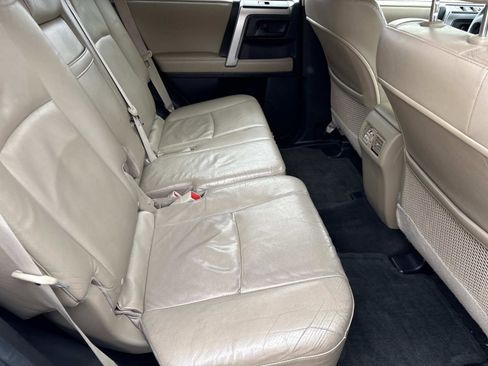 Used 2013 Toyota 4Runner SR5 image 32