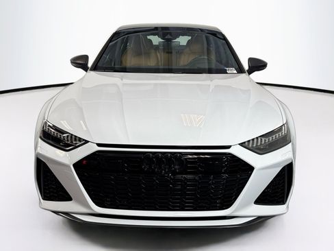 Used 2024 Audi RS 7 Performance image 6