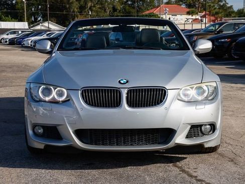 Used 2011 BMW 335i Convertible image 22