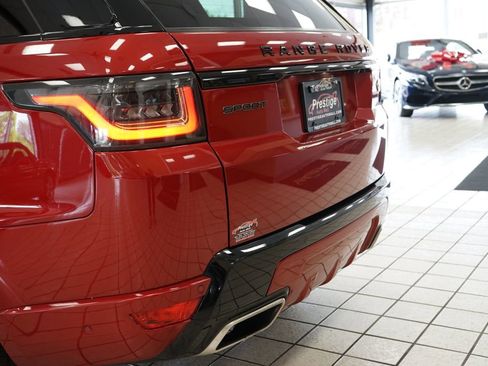 Used 2019 Land Rover Range Rover Sport HSE Dynamic AWD/4WD image 18