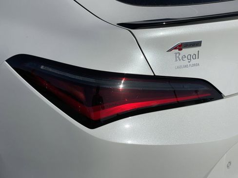 New 2025 Acura Integra A-Spec image 8