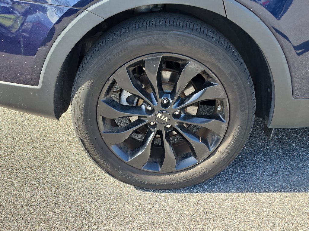 Used 2019 Kia Sorento S FWD image 5