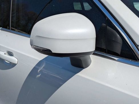 Used 2025 Volvo XC90 T8 Ultra w/ Protection Package Premier image 12