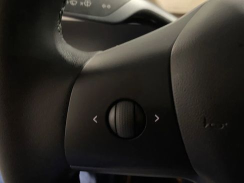 Used 2020 Tesla Model 3 image 18