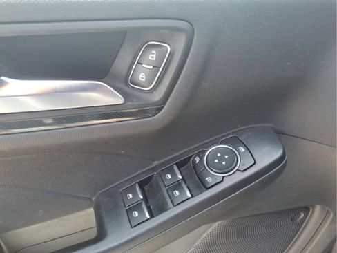 Used 2023 Ford Escape ST-Line w/ Cold Weather Package FWD image 13