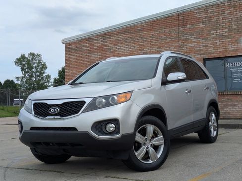 Used 2012 Kia Sorento EX FWD image 1