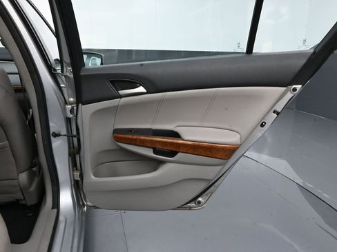 Used 2012 Honda Accord EX-L image 37