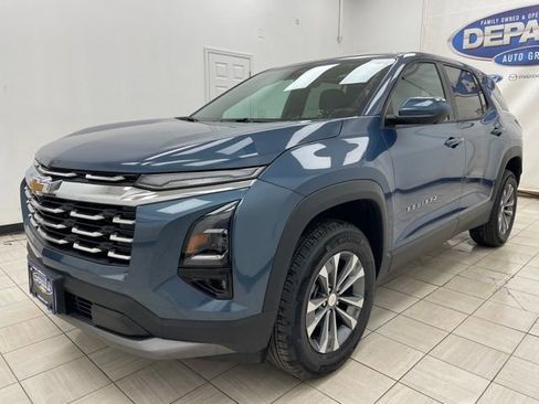 New 2026 Chevrolet Equinox LT w/ Convenience Package II AWD/4WD image 17