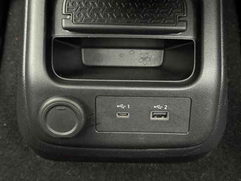 Used 2023 Nissan Ariya FWD image 26