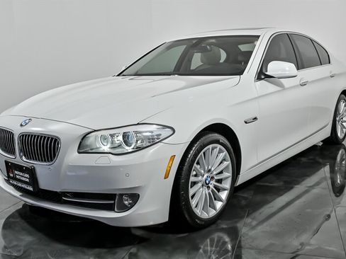 Used 2011 BMW 535i Sedan RWD image 5