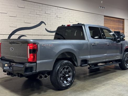 Used 2024 Ford F350 Lariat w/ Lariat Ultimate Package image 4