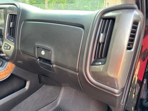 Used 2019 Chevrolet Silverado 2500 High Country AWD/4WD image 14