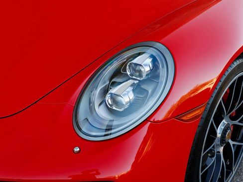 Used 2017 Porsche 911 Turbo AWD/4WD image 18