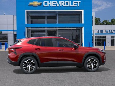 New 2026 Chevrolet Trax RS w/ Driver Confidence Package image 5