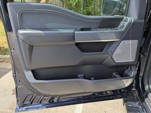 Used 2024 Ford F150 Lariat w/ FX4 Off-Road Package image 10