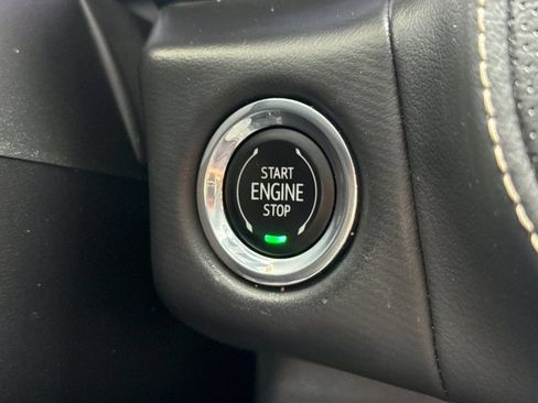 Used 2023 Chevrolet Tahoe Premier AWD/4WD image 35