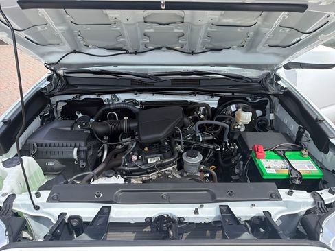 Used 2022 Toyota Tacoma SR image 7