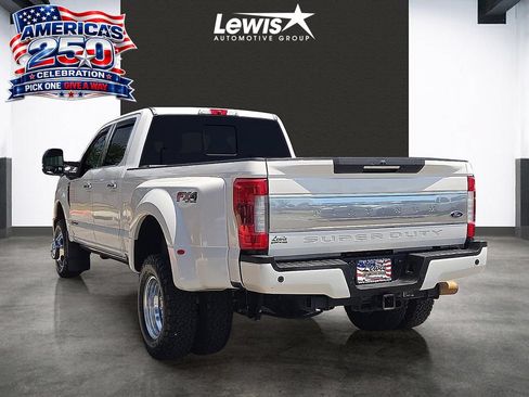 Used 2019 Ford F350 Platinum w/ Platinum Ultimate Package AWD/4WD image 3