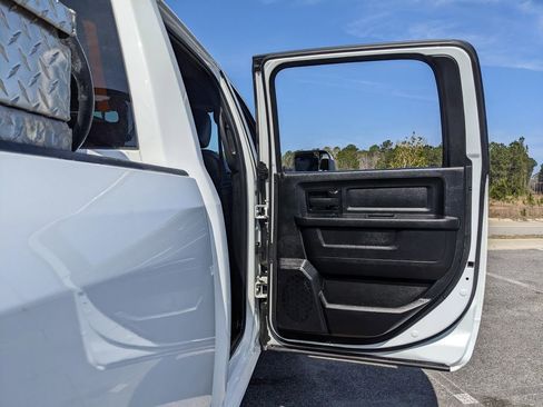 Used 2022 RAM 2500 Tradesman w/ Chrome Appearance Group image 48