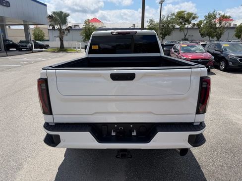 Used 2025 GMC Sierra 3500 AT4 w/ AT4 Premium Plus Package AWD/4WD image 6