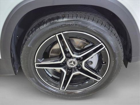Used 2026 Mercedes-Benz GLB 250 image 24