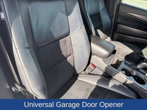 Used 2018 Jeep Grand Cherokee Altitude image 13