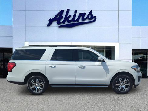 Certified 2023 Ford Expedition Max XLT AWD/4WD image 1