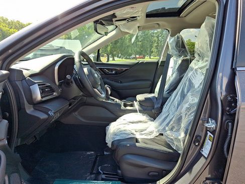 New 2025 Subaru Outback Limited image 11