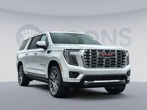 New 2026 GMC Yukon XL Denali image 10