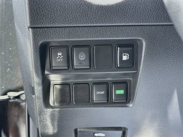 Used 2019 Nissan Rogue S FWD image 10