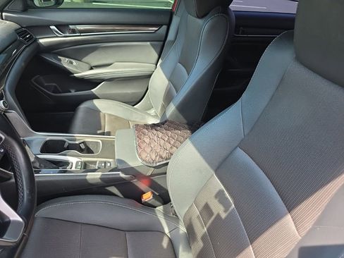 Used 2019 Honda Accord Sport image 17