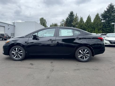 Used 2025 Nissan Versa S w/ S Plus Package image 8