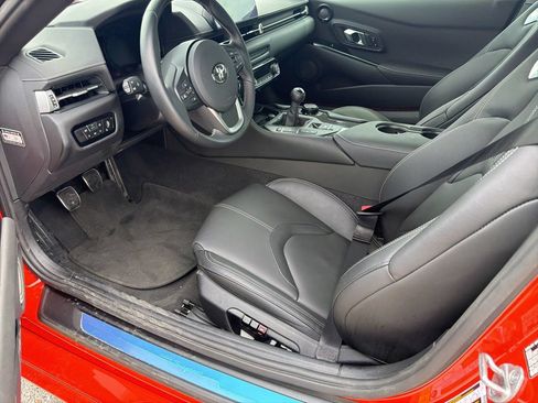 Used 2024 Toyota Supra RWD image 9