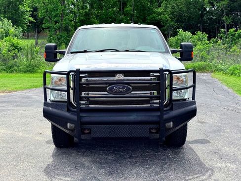 Used 2015 Ford F250 XLT w/ XLT Value Package AWD/4WD image 4