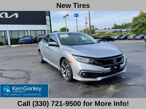 Used 2020 Honda Civic Touring image 5
