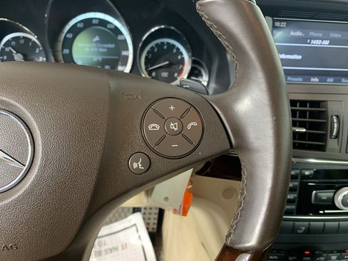 Used 2011 Mercedes-Benz E 350 Cabriolet image 19