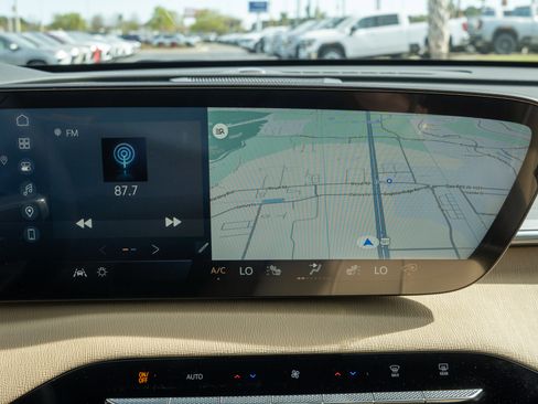 New 2026 Buick Enclave Preferred w/ Power Package FWD image 15