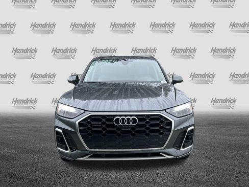 Used 2023 Audi Q5 2.0T Premium Plus w/ Premium Plus Package AWD/4WD image 3
