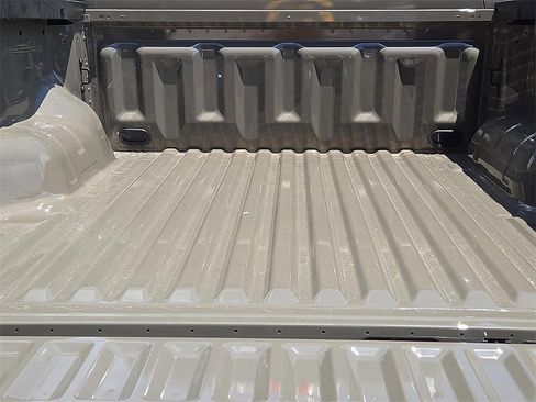 New 2025 Ford Ranger Raptor image 8