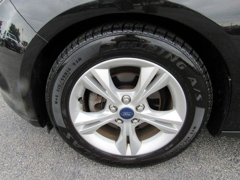 Used 2014 Ford Focus SE FWD image 10