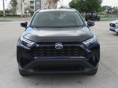 Used 2024 Toyota RAV4 XLE AWD/4WD image 8