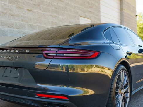 Used 2017 Porsche Panamera Turbo AWD/4WD image 18