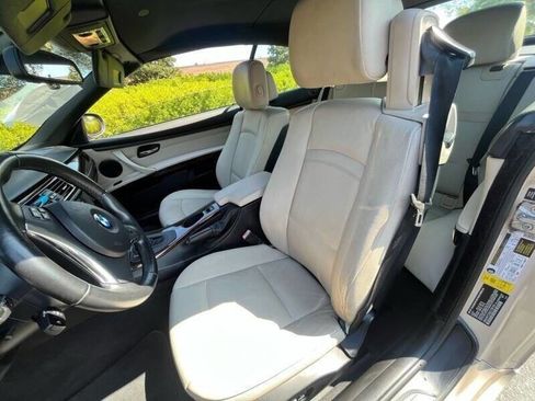 Used 2012 BMW 328i Convertible RWD image 9
