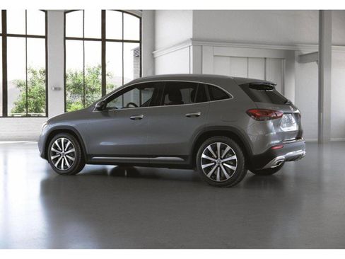 Certified 2022 Mercedes-Benz GLA 250 250 image 31