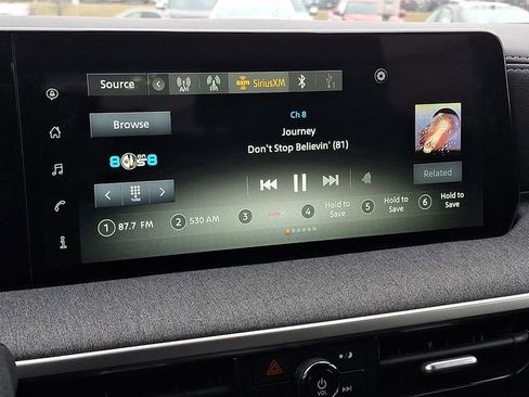 Used 2025 Nissan Kicks SV image 16