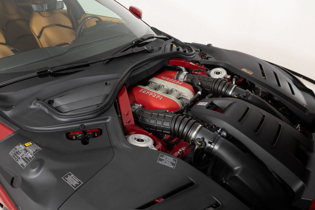 Used 2026 Ferrari Purosangue AWD/4WD image 28