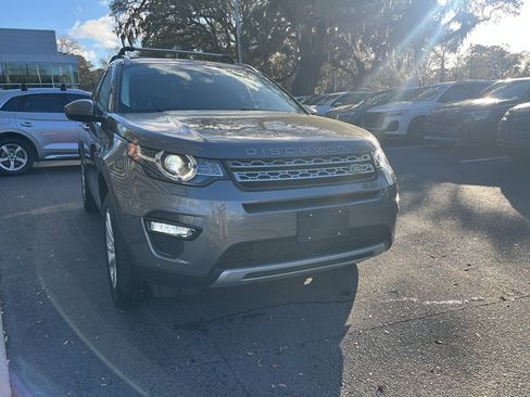 Used 2016 Land Rover Discovery Sport HSE AWD/4WD image 2