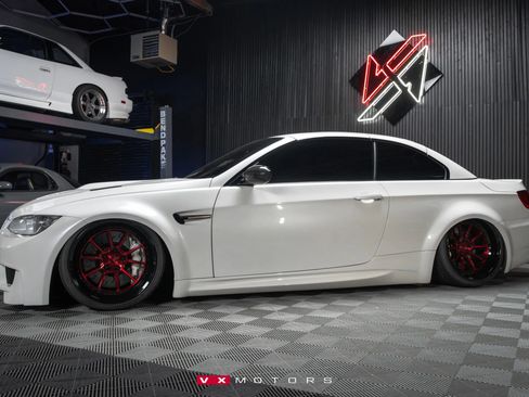 Used 2009 BMW 335i Convertible image 7