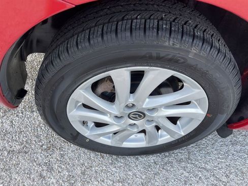 Used 2013 MAZDA MAZDA3 i Touring image 21
